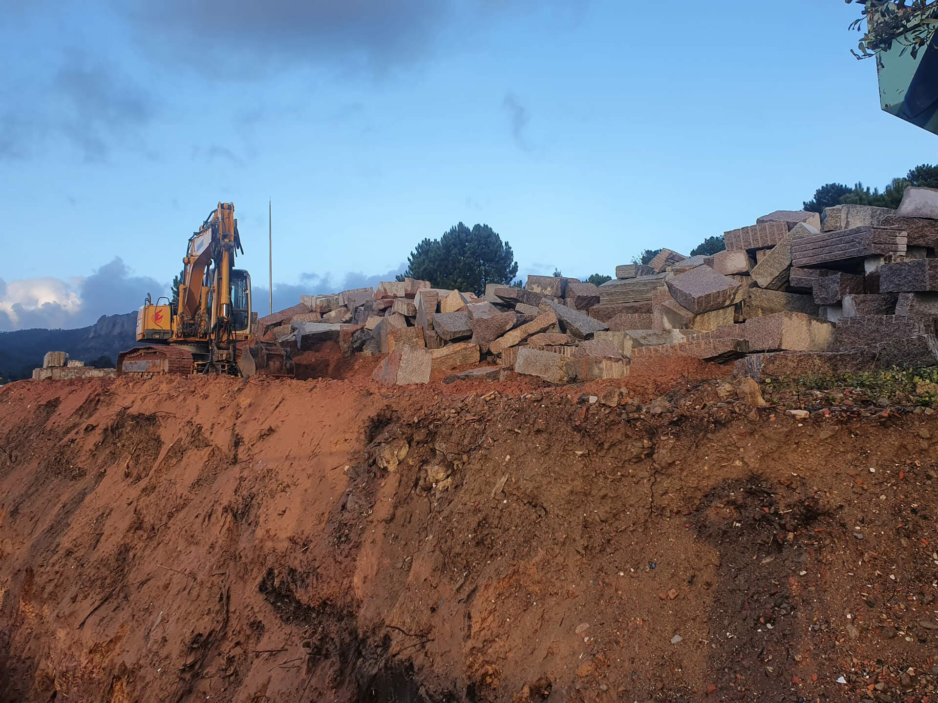 Movimientos de tierra y excavaciones en Pontevedra